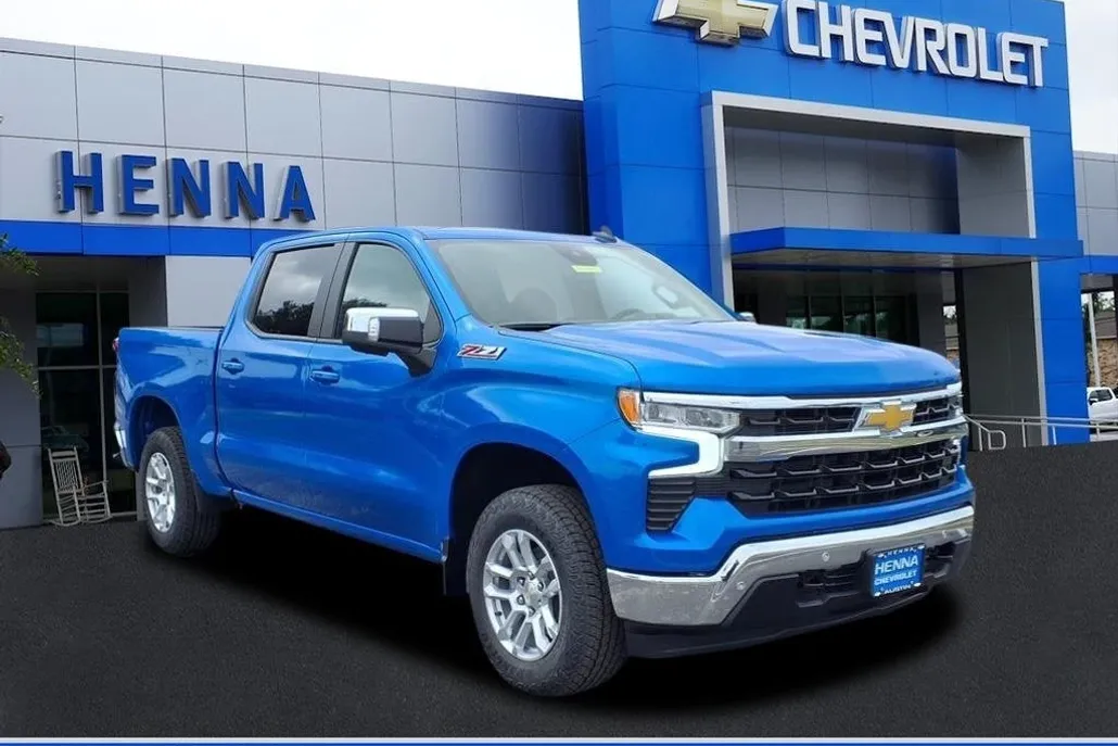 2025 Chevrolet Silverado 1500 LT photo 1