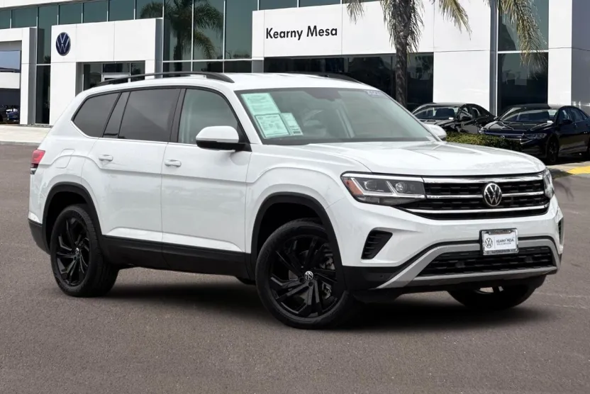 2022 Volkswagen Atlas SE Technology photo 1