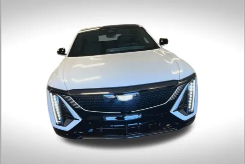 2025 Cadillac Lyriq Sport photo 3