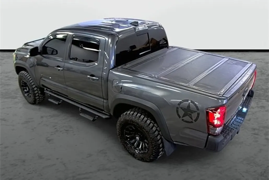 2019 Toyota Tacoma TRD 4x4 SR photo 1