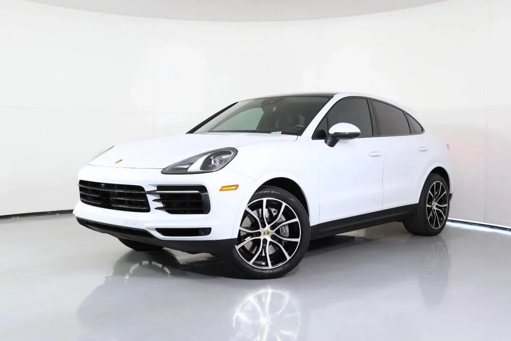 2023 Porsche Cayenne Coupe photo 1