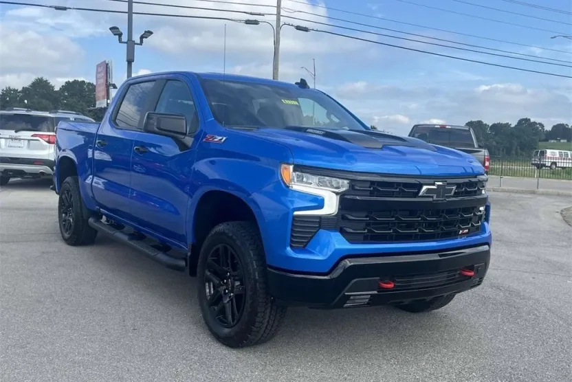 2025 Chevrolet Silverado 1500 LT Trail Boss photo 1