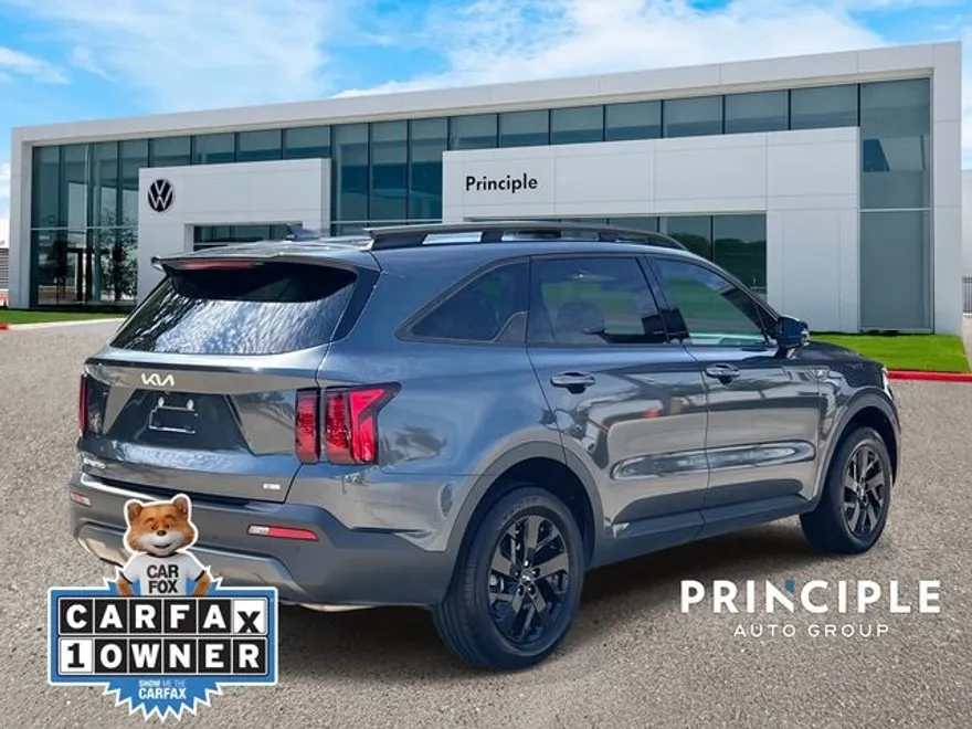 2023 Kia Sorento X-Line S photo 1