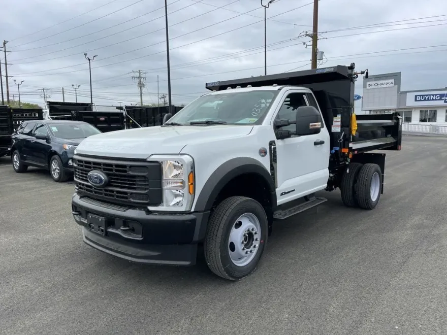 2024 Ford F-550 XL photo 1