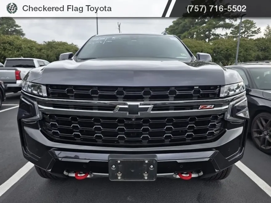 2022 Chevrolet Suburban Z71 photo 1