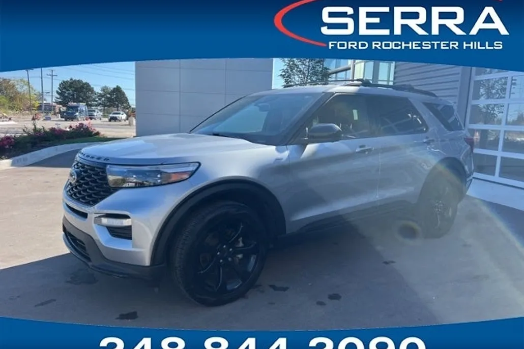 2022 Ford Explorer ST-Line photo 1