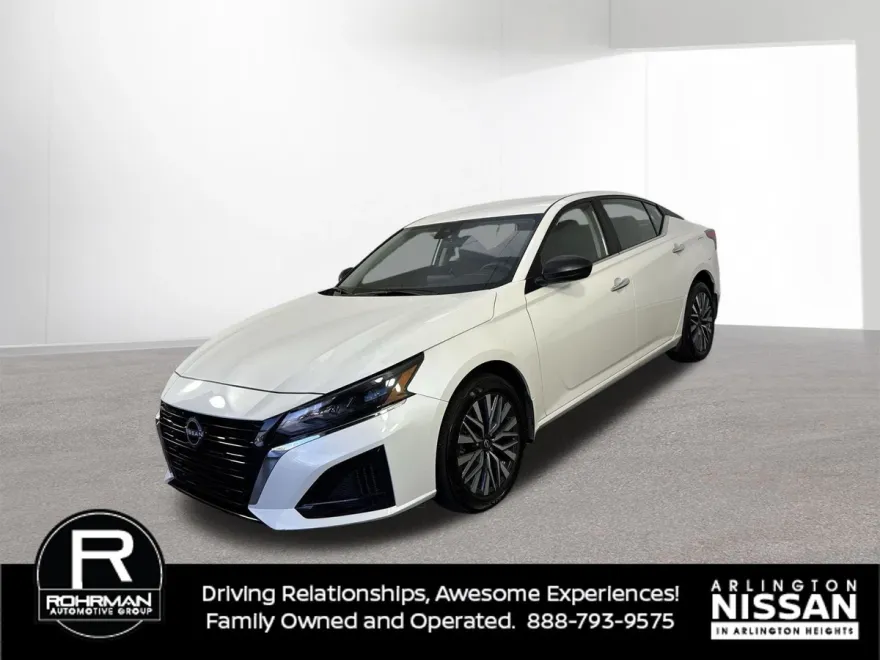 2024 Nissan Altima 2.5 SV photo 1