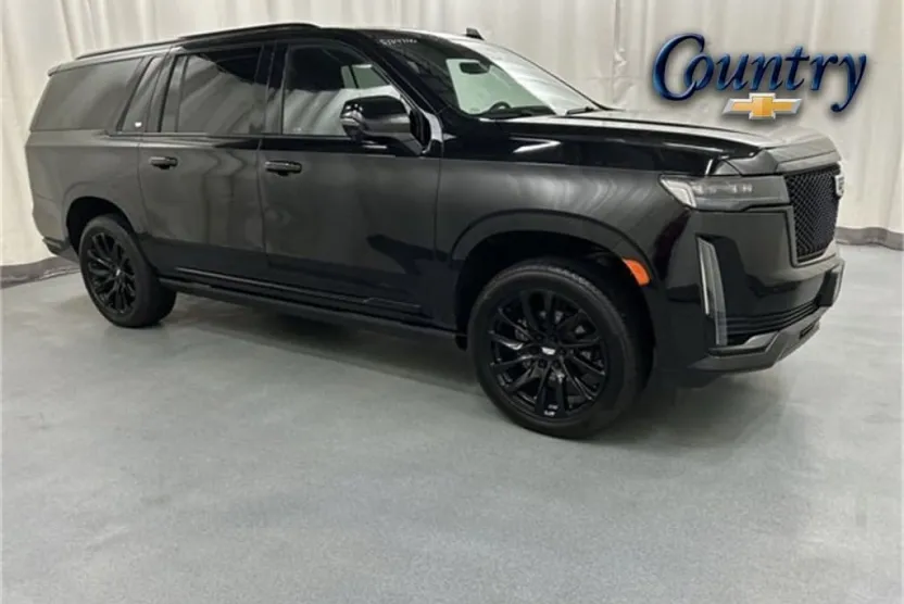 2022 Cadillac Escalade ESV Sport photo 1