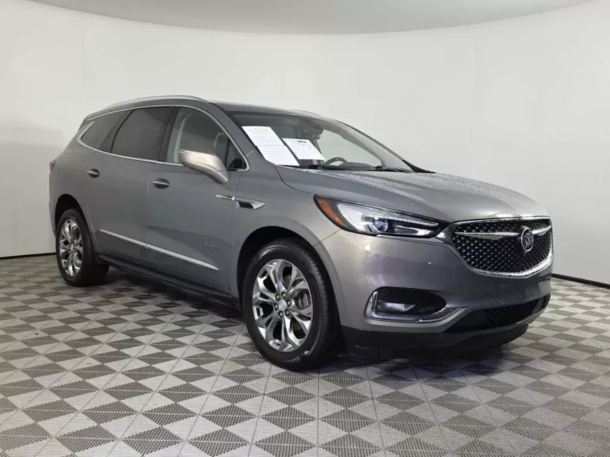 2018 Buick Enclave Avenir photo 1