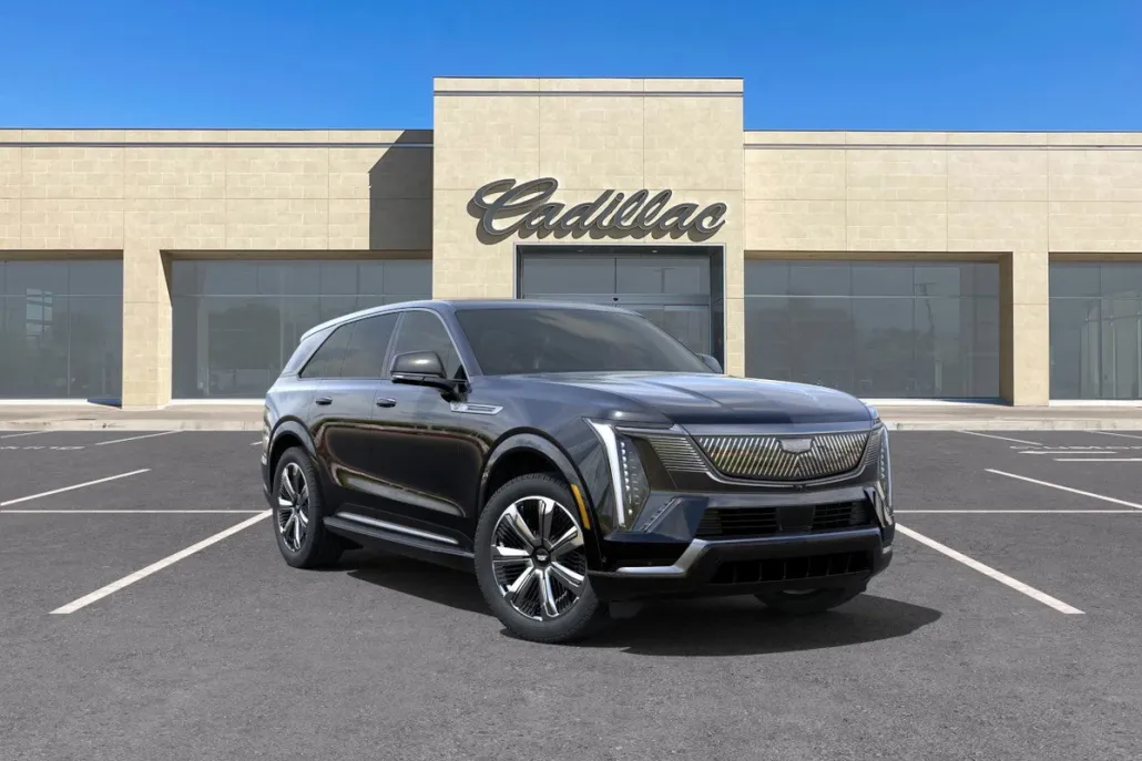 2025 Cadillac Escalade IQ Luxury photo 1