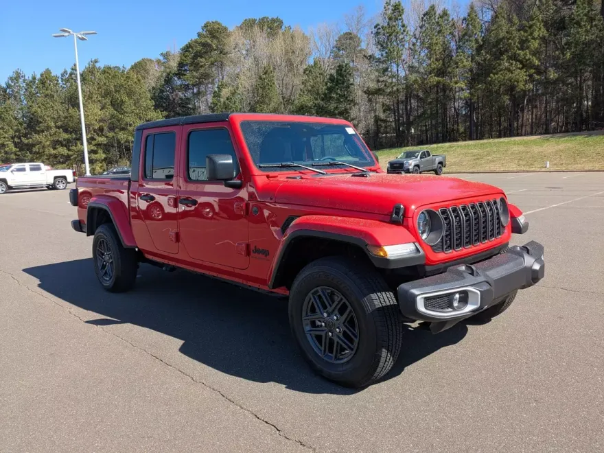 2024 Jeep Gladiator Sport S photo 1