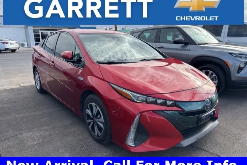2018 Toyota Prius Prime Plus photo 1
