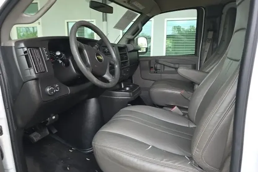 2017 Chevrolet Express 2500 Work Van Cargo photo 1