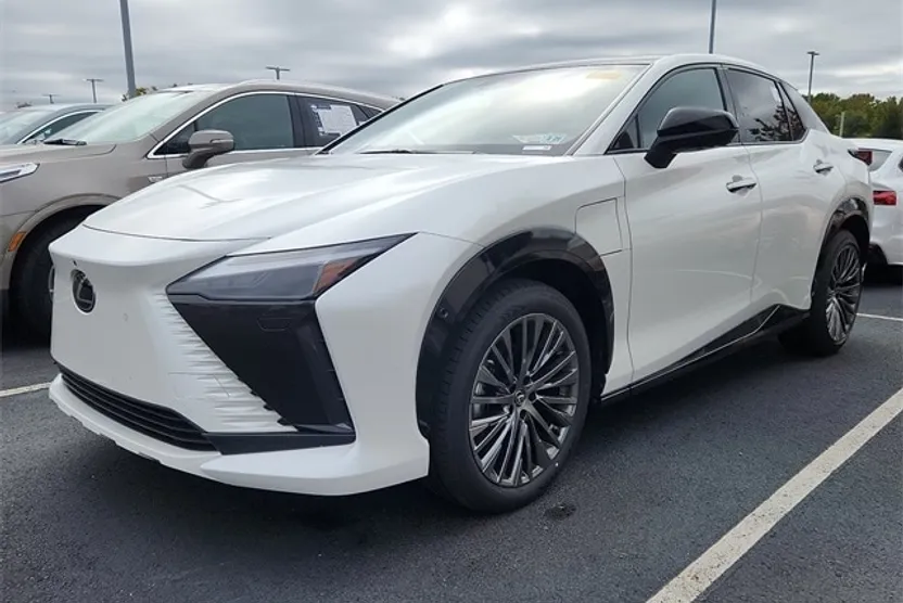 2023 Lexus RZ 450e Premium photo 1