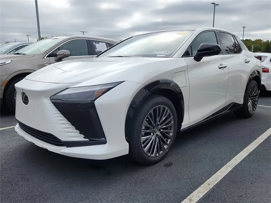 2023 Lexus RZ 450e Premium photo 1