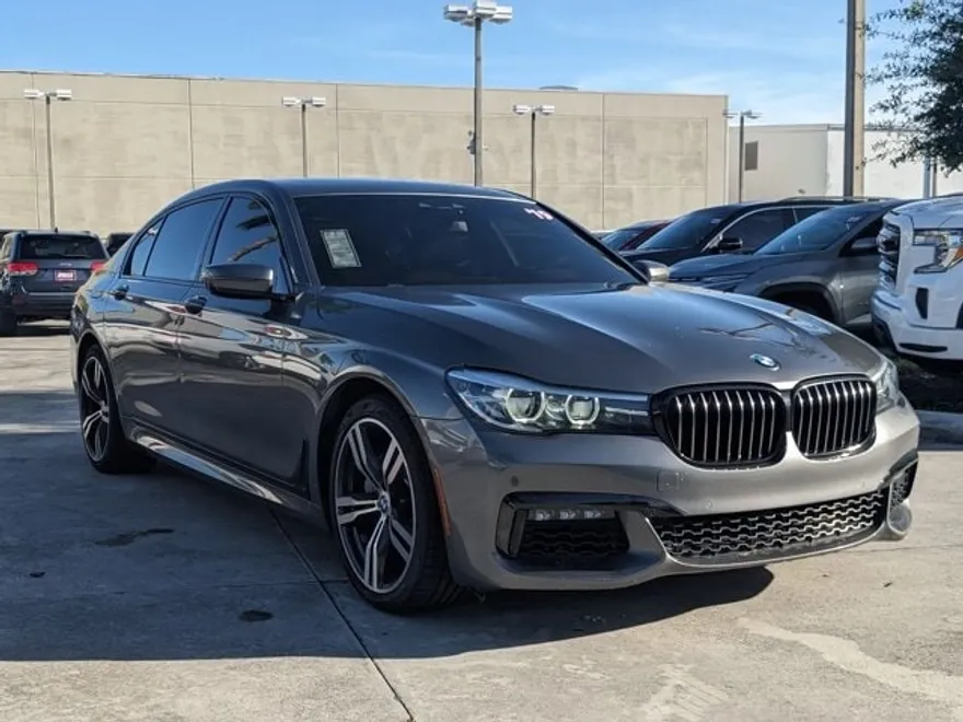 2019 Bmw 740i Sedan photo 1