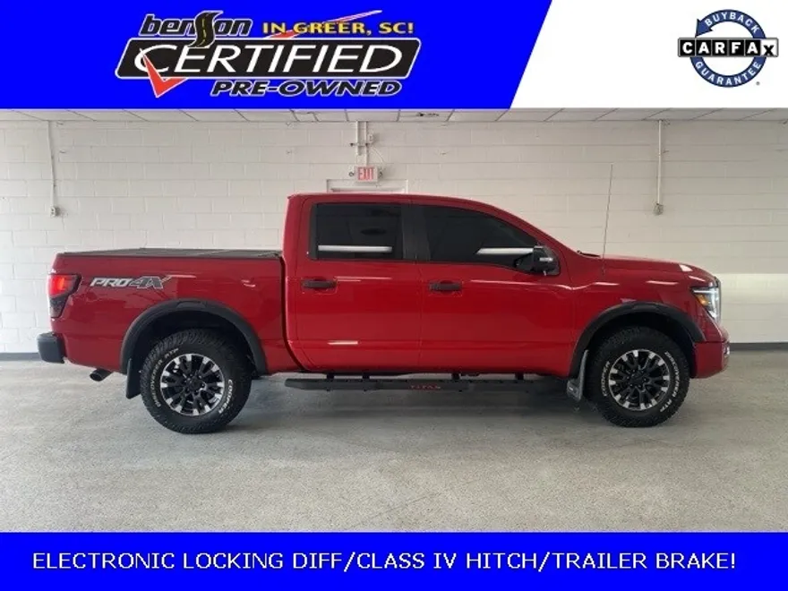 2021 Nissan Titan PRO-4X Crew Cab photo 1