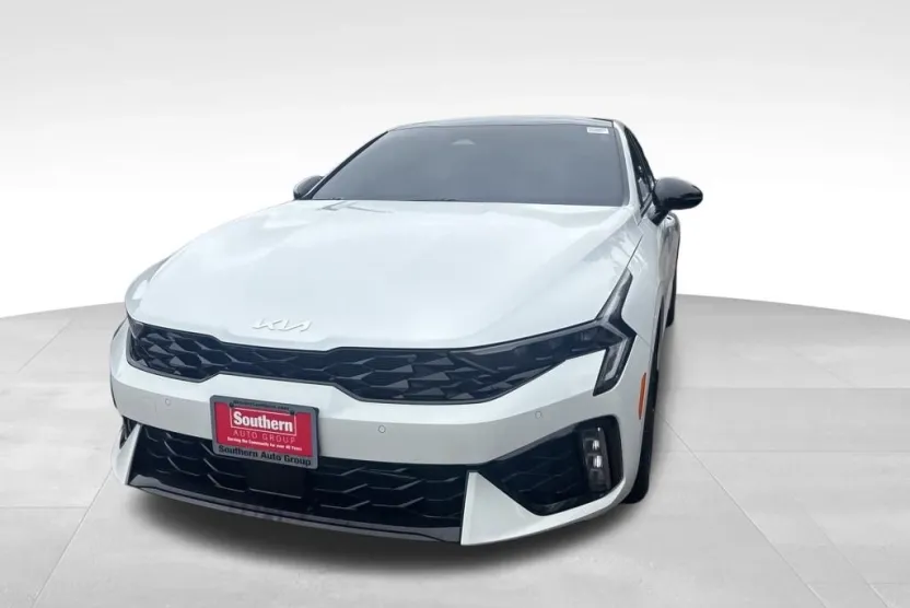 2025 Kia K5 GT-Line photo 1