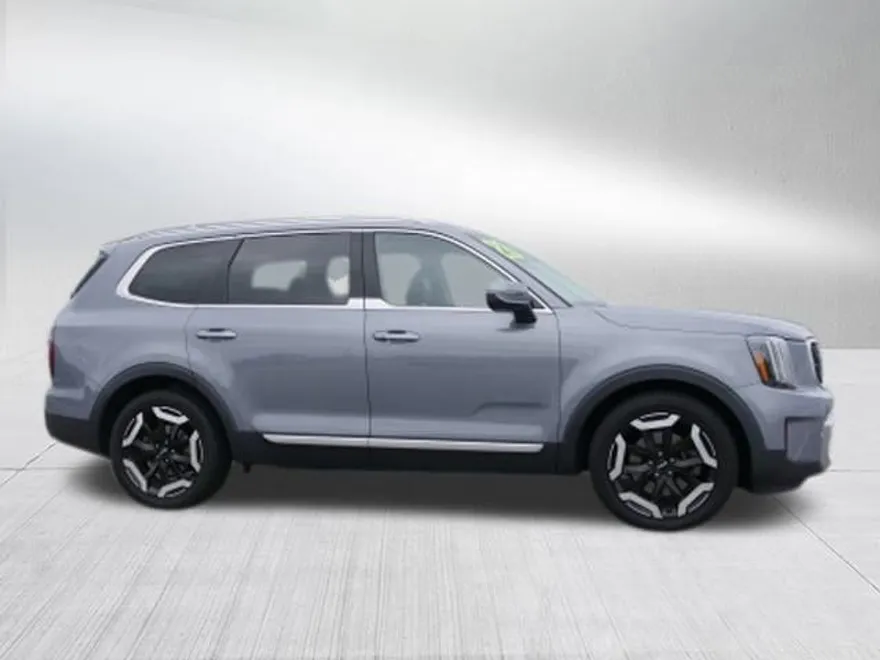 2023 Kia Telluride EX photo 1