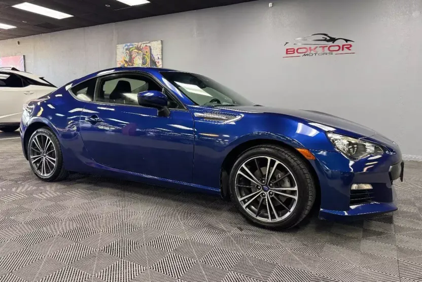2013 Subaru BRZ Premium photo 1