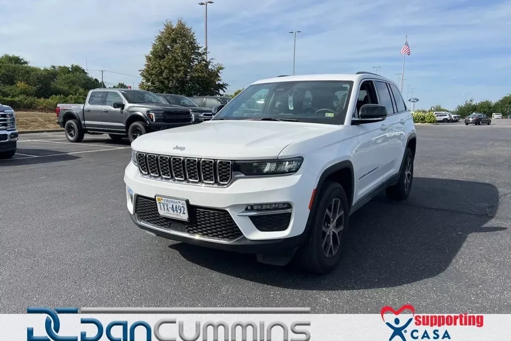 2024 Jeep Grand Cherokee Limited photo 1