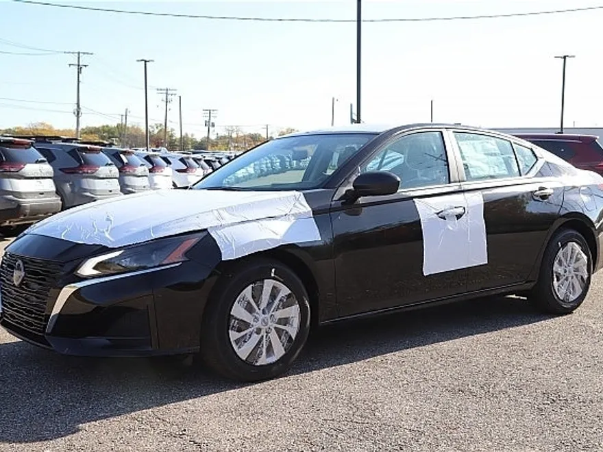 2025 Nissan Altima 2.5 S photo 1