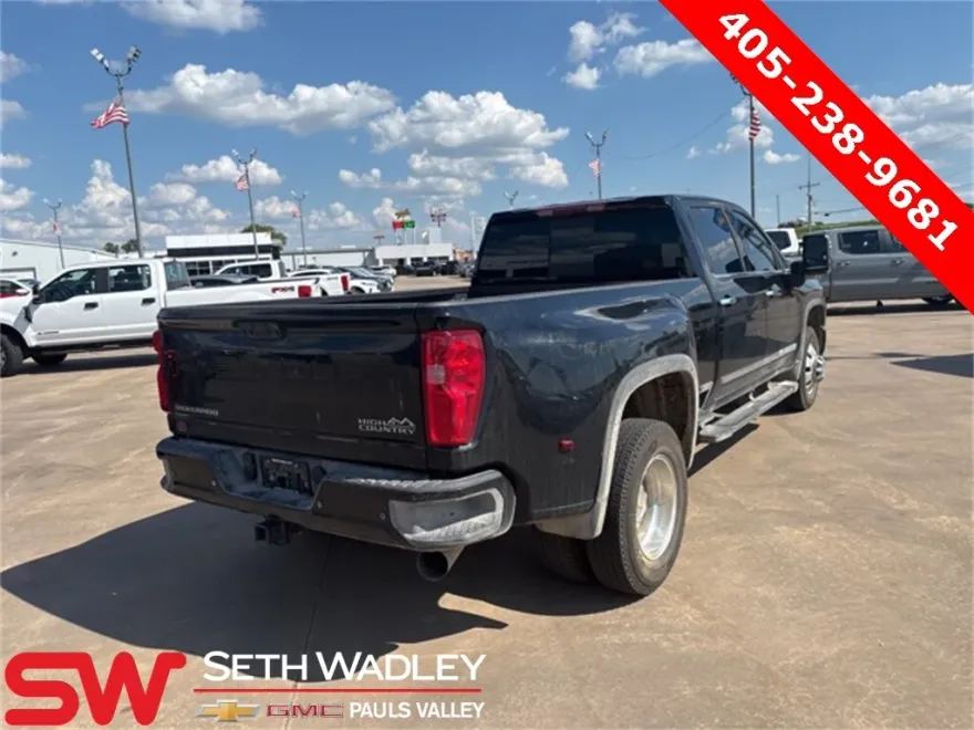 2025 Chevrolet Silverado 3500HD High Country photo 1