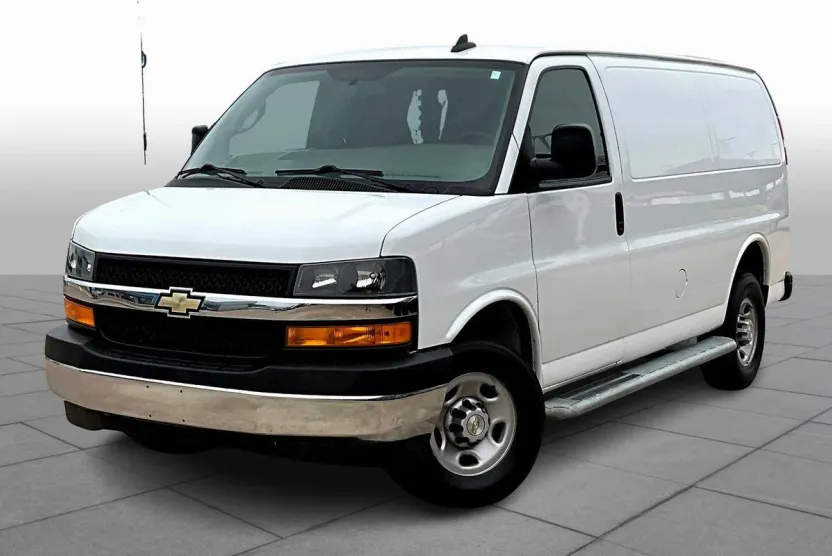 2023 Chevrolet Express 2500 Cargo photo 1