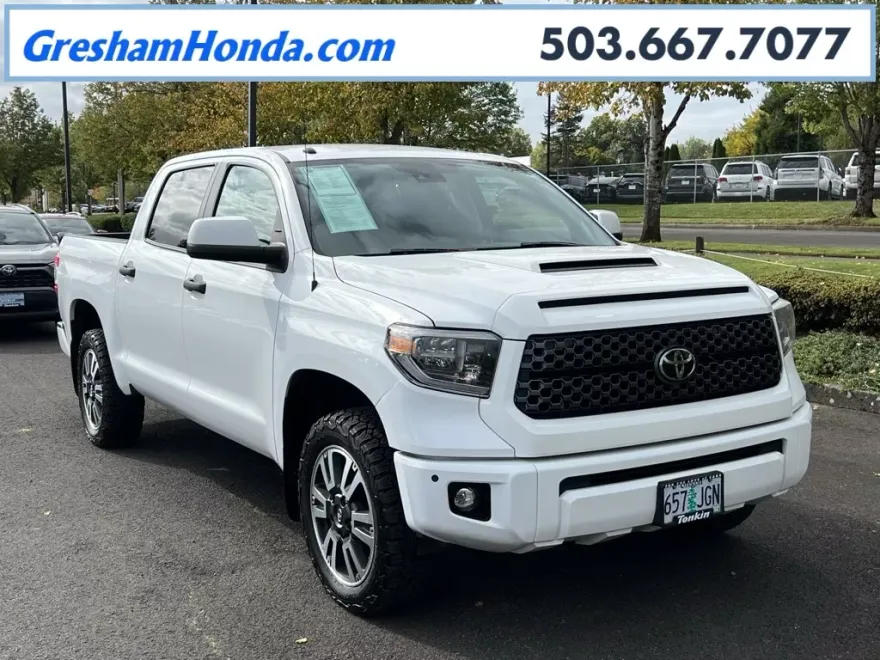 2018 Toyota Tundra SR5 photo 1