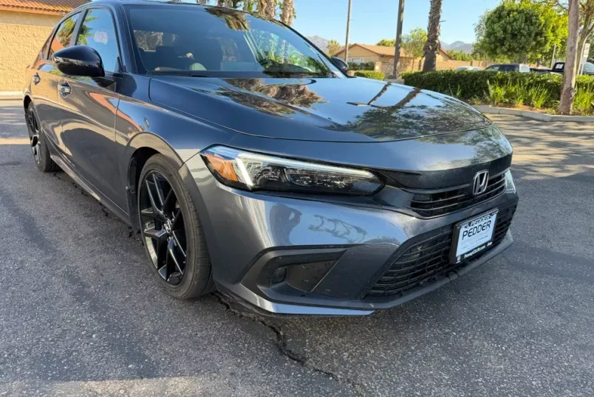 2022 Honda Civic Sport photo 1