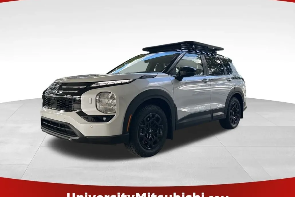 2025 Mitsubishi Outlander SE Ralliart photo 1