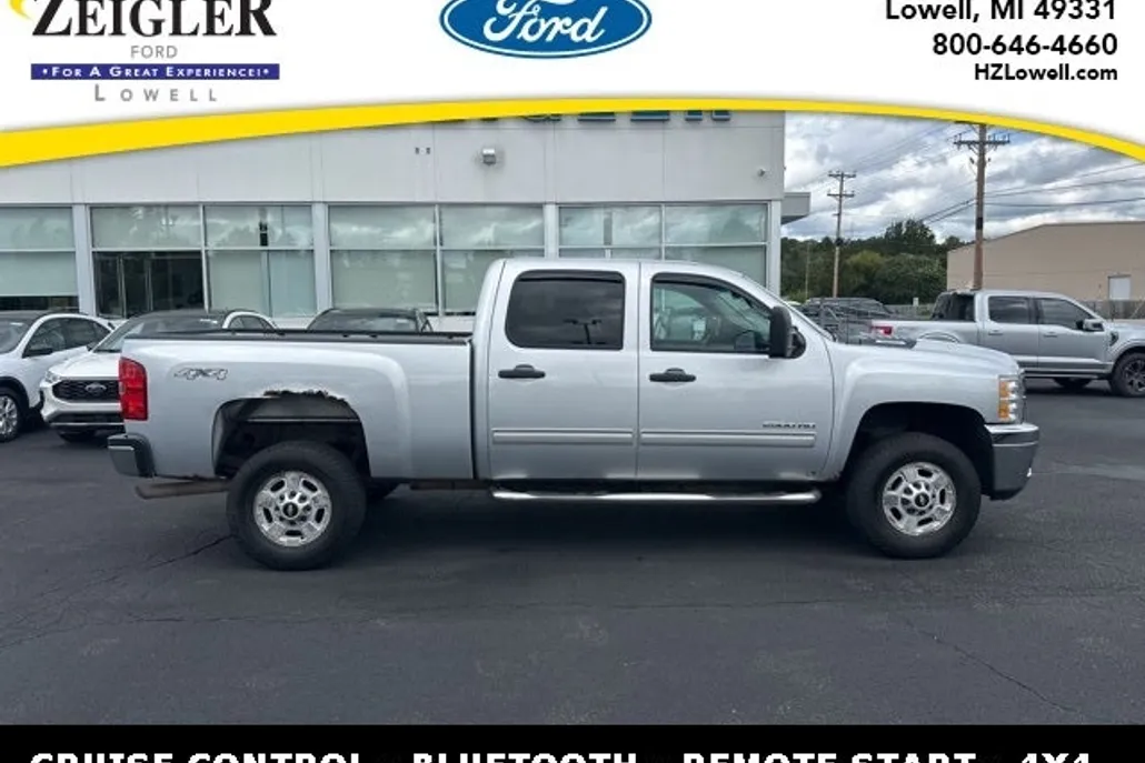 2012 Chevrolet Silverado 2500HD LT photo 1