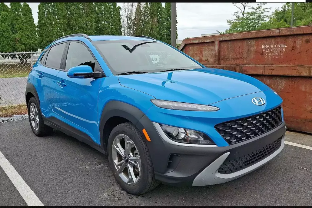2023 Hyundai Kona SEL photo 1