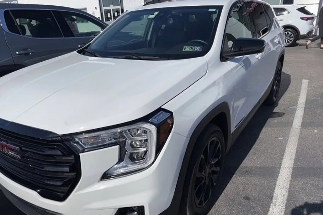 2023 Gmc Terrain SLT photo 1