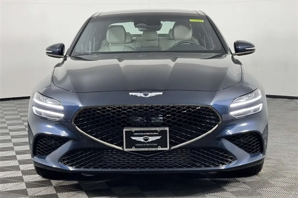 2023 Genesis G70 3.3T photo 1