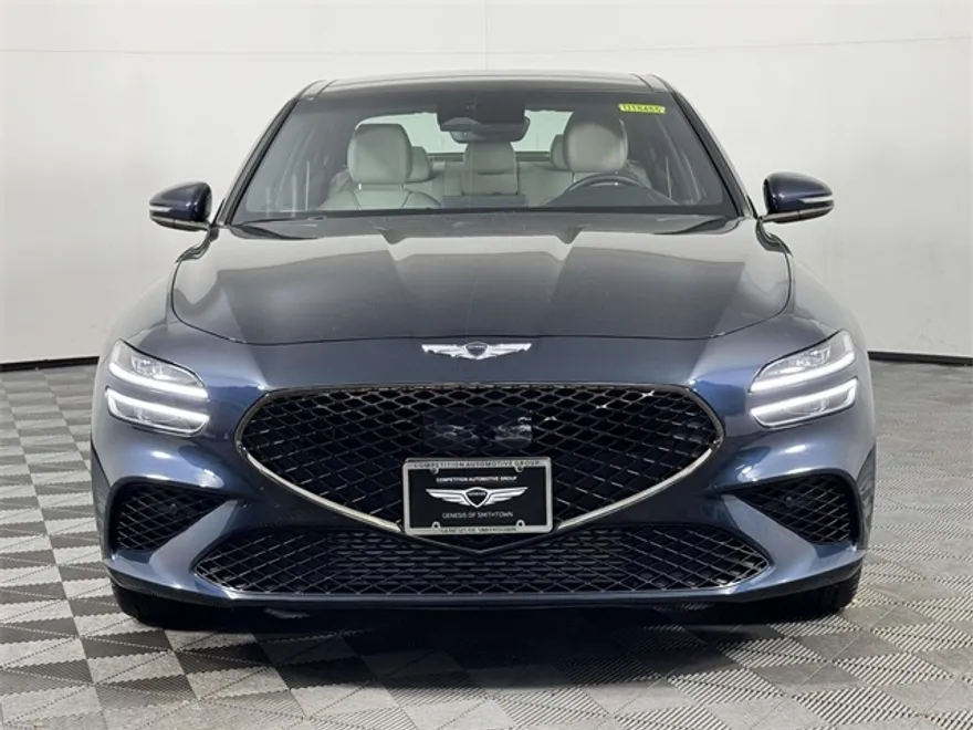 2023 Genesis G70 3.3T photo 1
