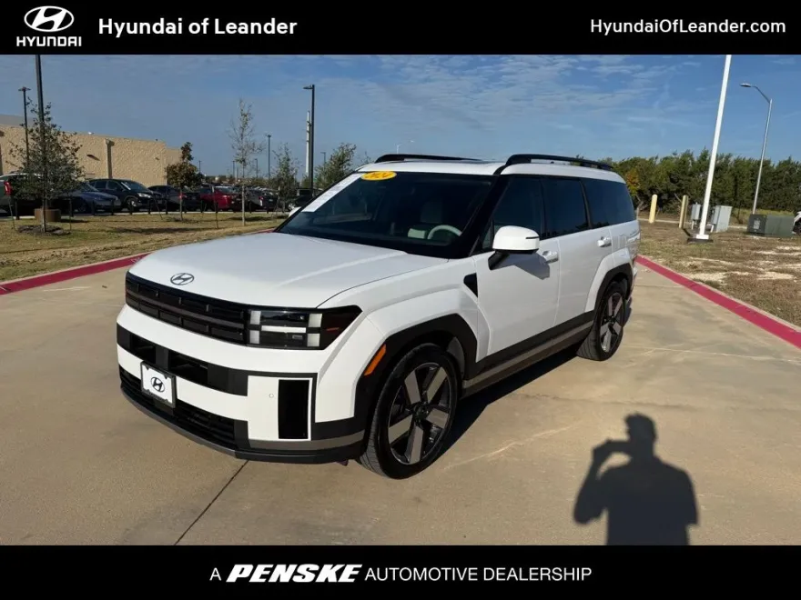 2024 Hyundai Santa Fe Limited photo 1