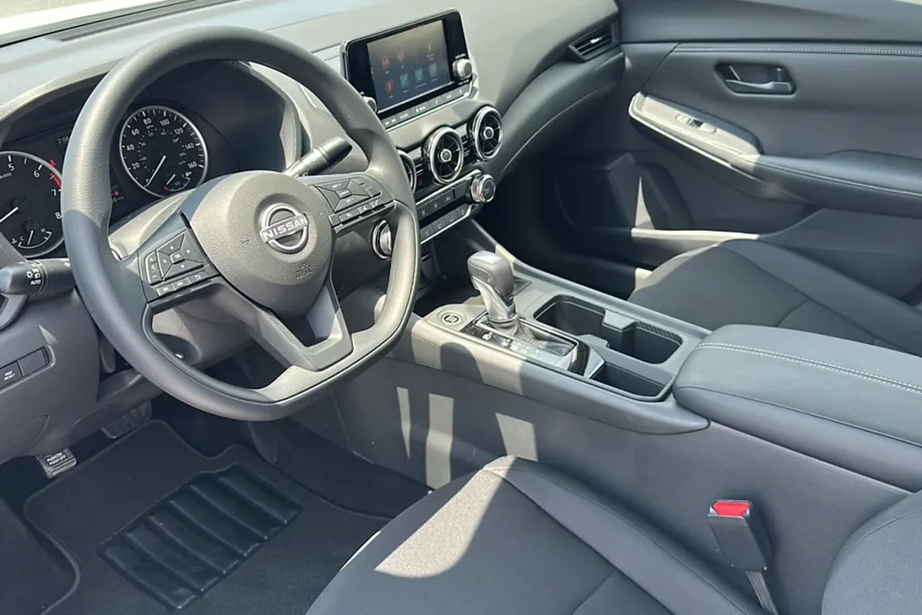 2025 Nissan Sentra S photo 1