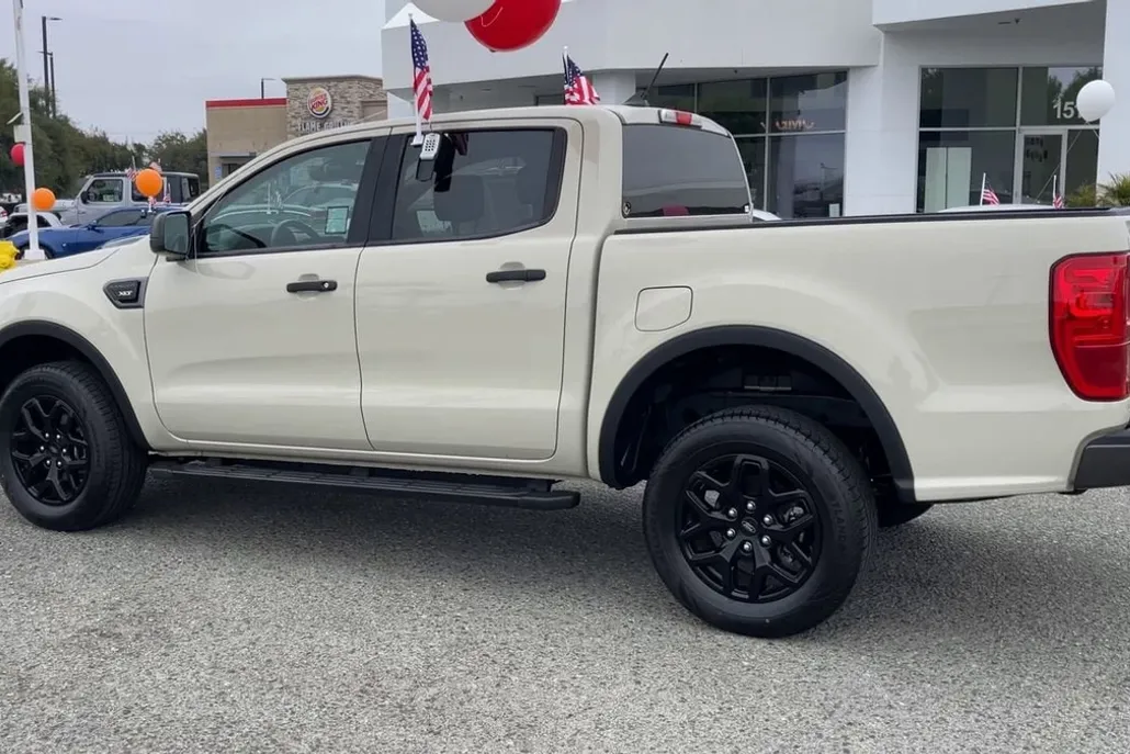 2022 Ford Ranger XLT photo 1