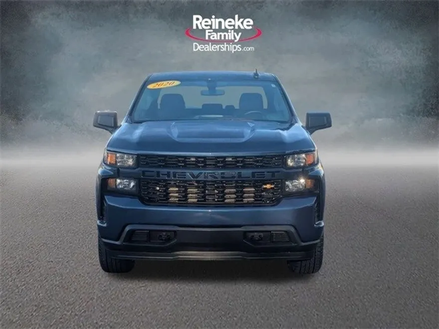 2020 Chevrolet Silverado 1500 Custom photo 1