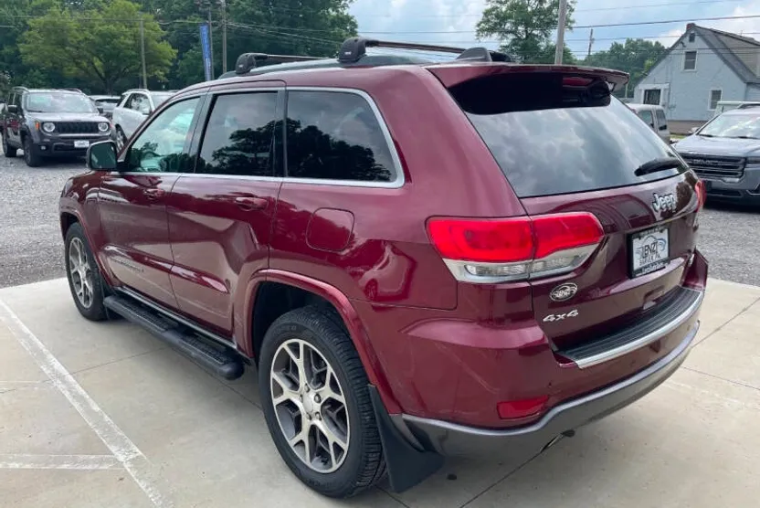 2018 Jeep Grand Cherokee Sterling Edition photo 1