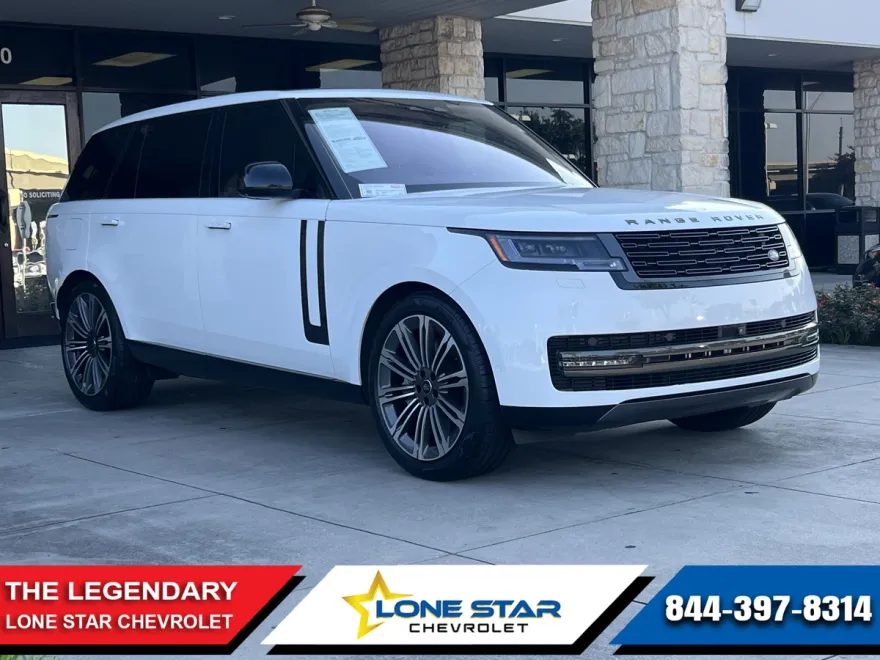 2023 Land Rover Range Rover SE photo 1