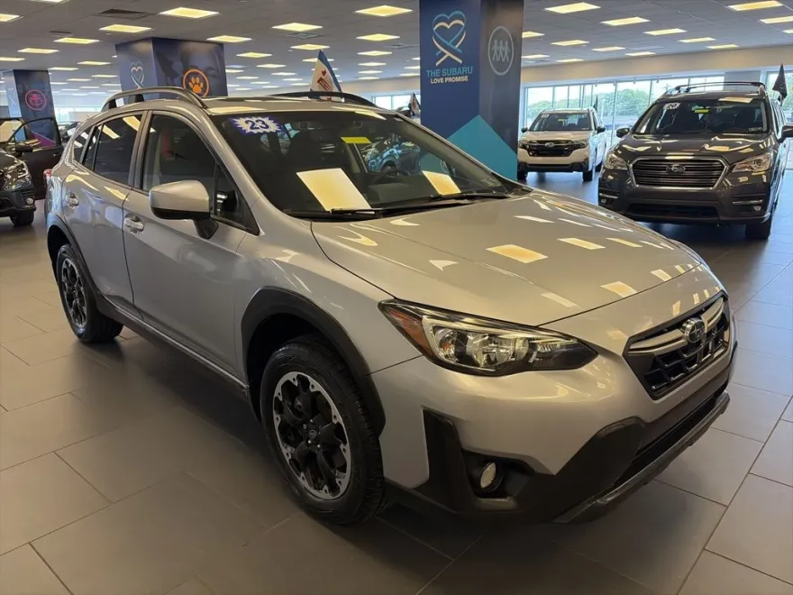 2023 Subaru Crosstrek Premium photo 1