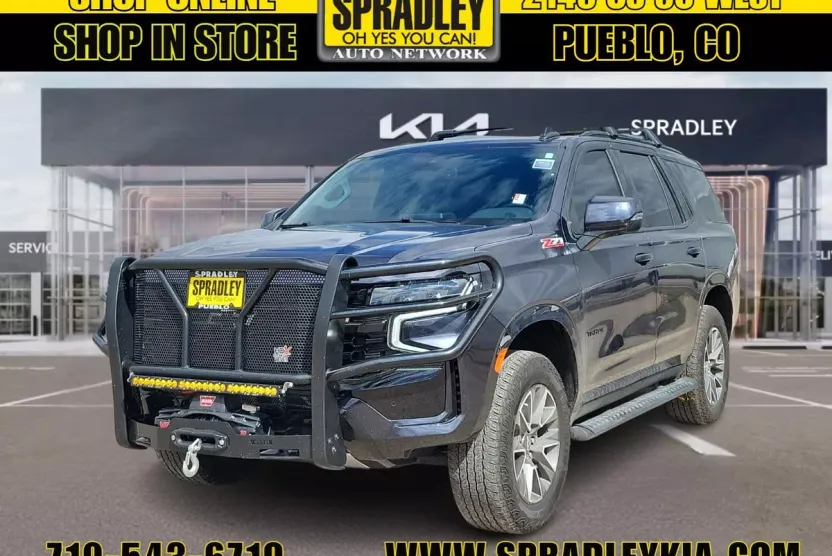 2023 Chevrolet Tahoe Z71 photo 1
