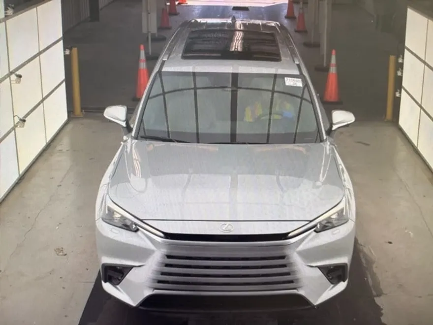 2024 Lexus TX 350 Luxury photo 1