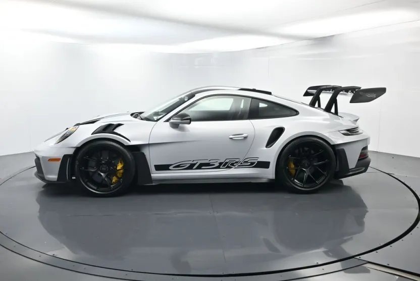 2025 Porsche 911 GT3 RS photo 1