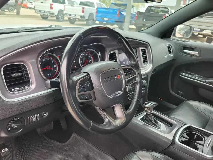 2021 Dodge Charger SXT photo 1