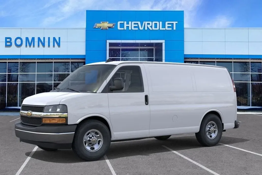 2025 Chevrolet Express Cargo 2500 photo 1