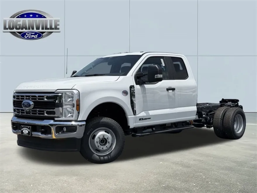 2024 Ford F-350 XL photo 1