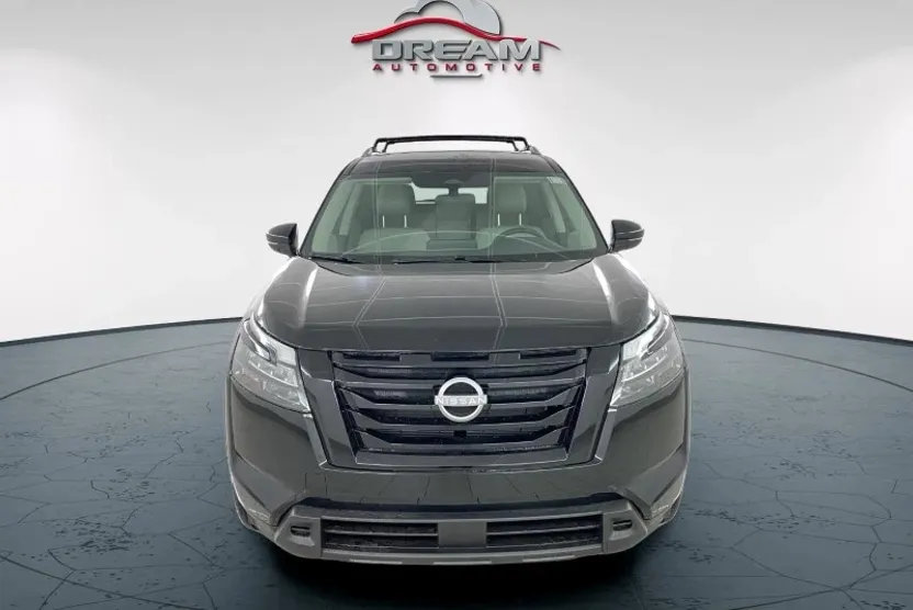 2025 Nissan Pathfinder SV photo 1
